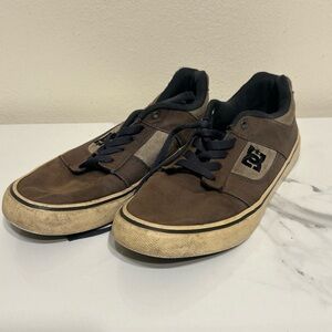 Tan DC Skateboarding Shoes Tonik Model Size 9.5 Medium